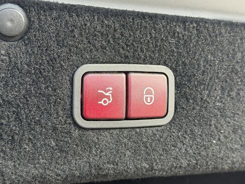 Used 2015 Mercedes-Benz S 550 Sedan w/ Premium 1 Package image 44