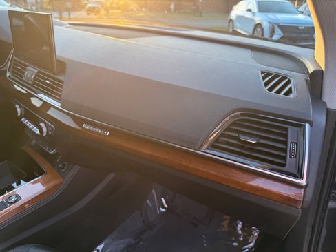 Used 2021 Audi Q5 2.0T Premium Plus image 30