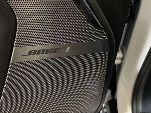 Used 2025 GMC Yukon XL AT4 Ultimate image 31