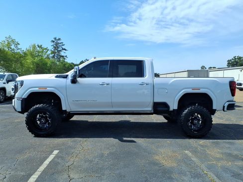 Used 2024 GMC Sierra 2500 Denali Ultimate AWD/4WD image 1