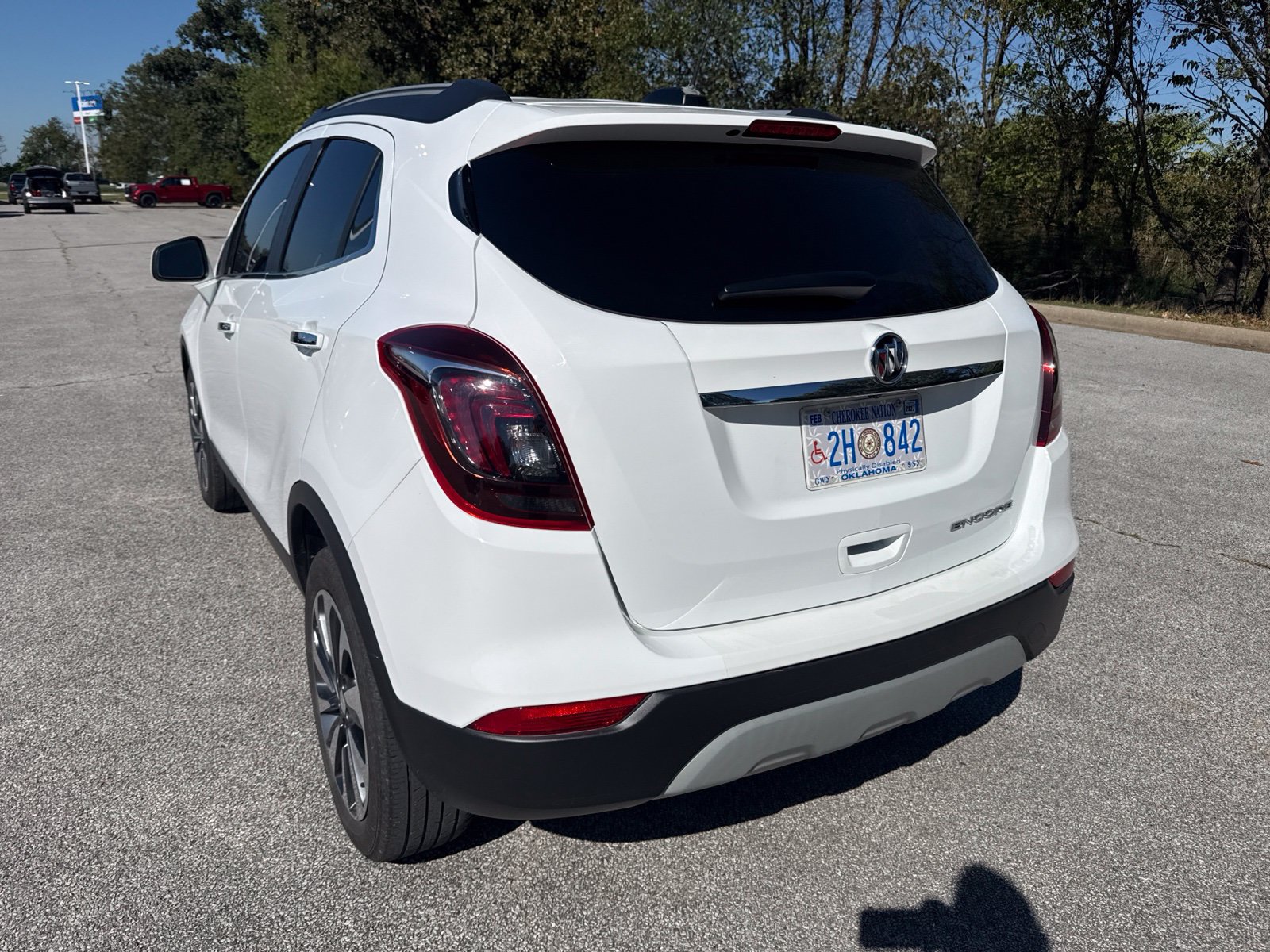 Used 2022 Buick Encore Preferred w/ Safety Package FWD image 4