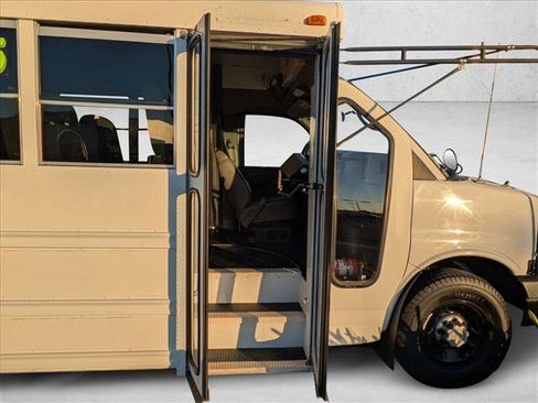Used 2007 Chevrolet Express 3500 w/ School Bus Package image 15