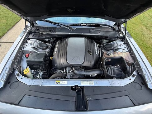 Used 2014 Dodge Challenger R/T RWD image 21