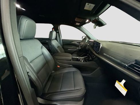 New 2026 Chevrolet Traverse LT w/ LPO, Floor Liner Package image 30