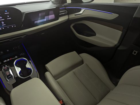 Certified 2026 Audi A6 Prestige AWD/4WD image 13