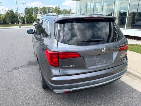 Used 2016 Honda Pilot Elite image 11