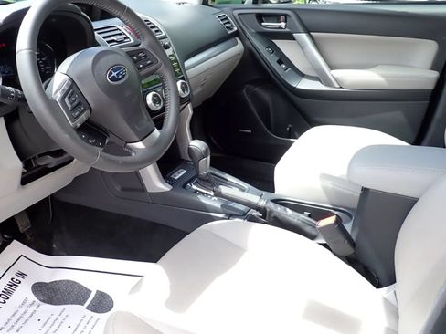 Used 2016 Subaru Forester 2.5i Touring w/ Eyesight & Navigation System AWD/4WD image 7