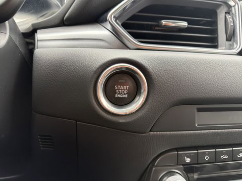 Certified 2025 MAZDA CX-5 AWD 2.5 S w/ Select Package image 18