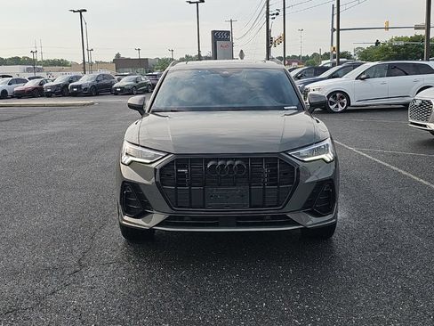Certified 2025 Audi Q3 2.0T Premium w/ Convenience Package AWD/4WD image 17