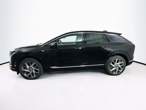 New 2026 Cadillac Optiq Luxury 1 image 3