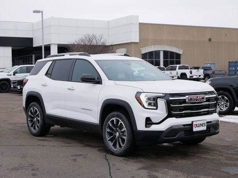 New 2026 GMC Terrain Elevation w/ Elevation Premium Package image 2