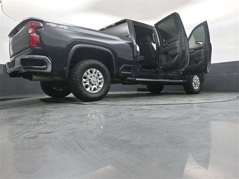 Used 2024 Chevrolet Silverado 2500 LTZ image 51