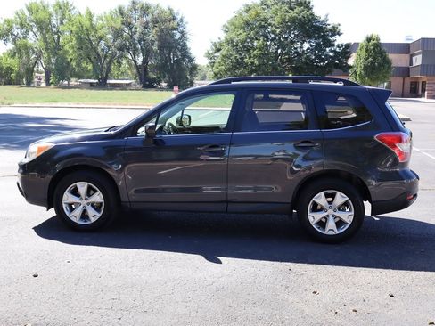 Used 2014 Subaru Forester 2.5i Limited w/ Popular Package #2 AWD/4WD image 9