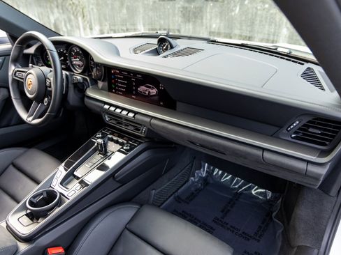 Certified 2024 Porsche 911 Carrera GTS image 46