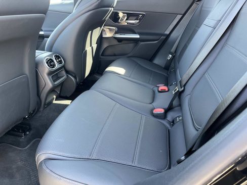 Used 2026 Mercedes-Benz GLC 300 4MATIC image 16