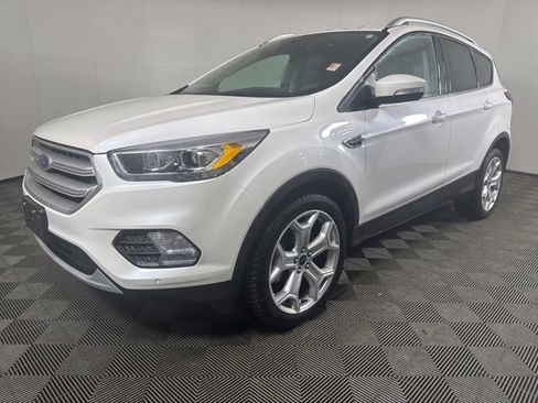 Certified 2019 Ford Escape Titanium w/ U9j03 - Titanium Tow Package image 8
