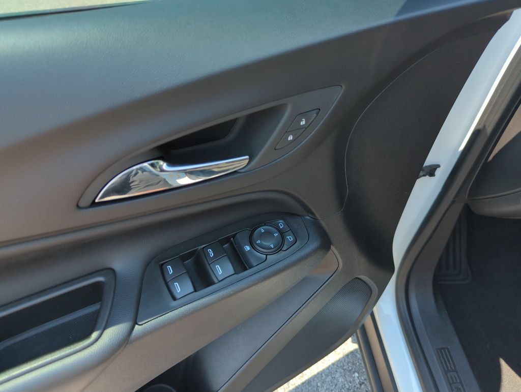 Used 2022 Chevrolet Equinox LT FWD image 18
