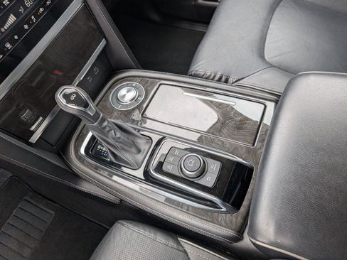 Used 2024 INFINITI QX80 Luxe RWD image 29