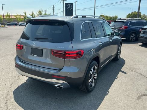 New 2026 Mercedes-Benz GLB 250 4MATIC image 7