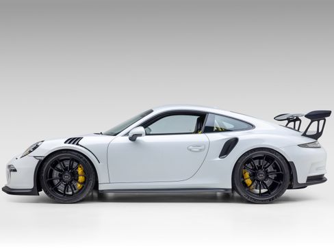 Used 2016 Porsche 911 GT3 RS image 5