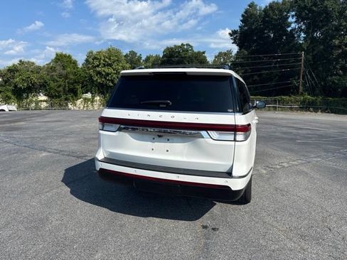 Used 2023 Lincoln Navigator L Reserve AWD/4WD image 5
