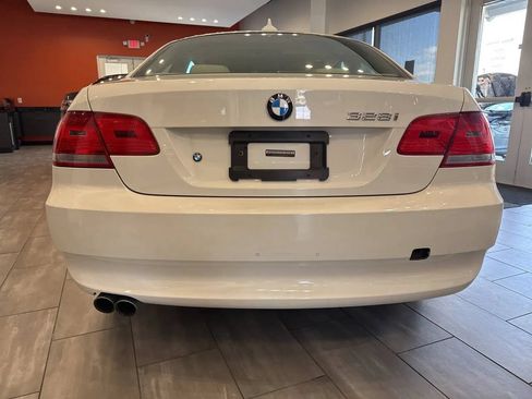 Used 2010 BMW 328i xDrive Coupe AWD/4WD image 6