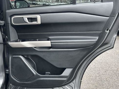 Used 2023 Ford Explorer XLT w/ Equipment Group 202A image 23