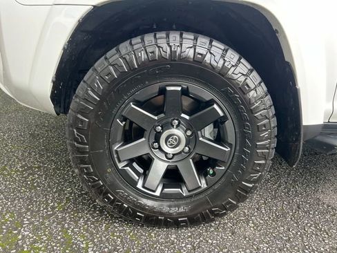 Used 2021 Toyota 4Runner Trail Special Edition image 40