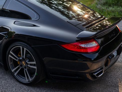 Used 2011 Porsche 911 Turbo S image 13