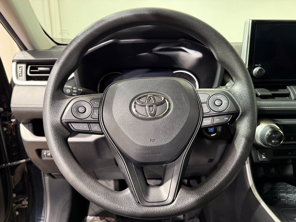 Certified 2025 Toyota RAV4 XLE AWD/4WD image 22