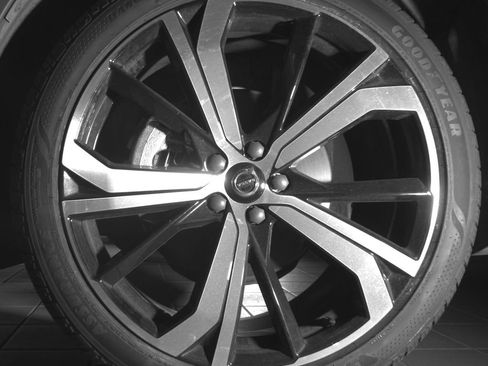 Certified 2023 Volvo XC60 B5 Ultimate w/ Protection Package Premier FWD image 21