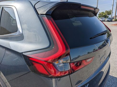 Used 2023 Honda CR-V Sport image 11