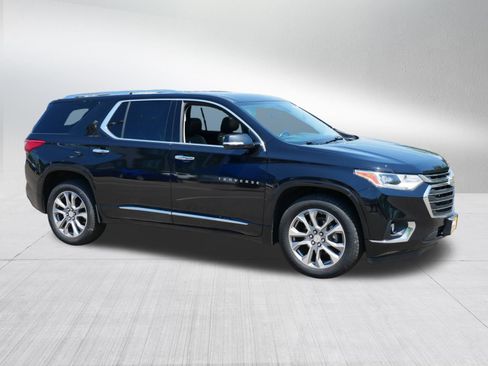 Used 2019 Chevrolet Traverse Premier AWD/4WD image 8