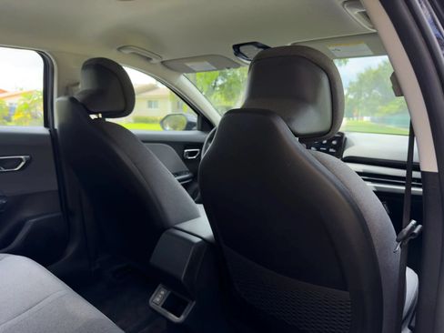 Used 2025 Kia K4 EX FWD image 54