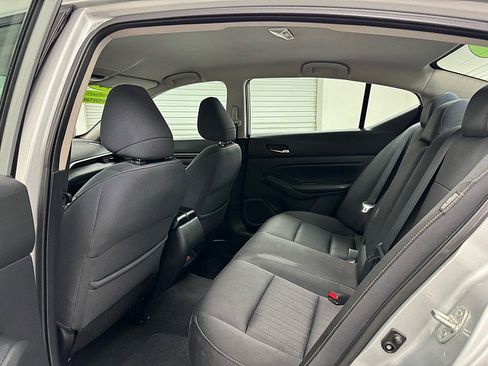 Used 2019 Nissan Altima 2.5 S image 11