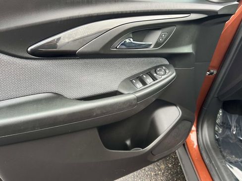 Used 2021 Chevrolet TrailBlazer LT w/ Convenience Package image 12