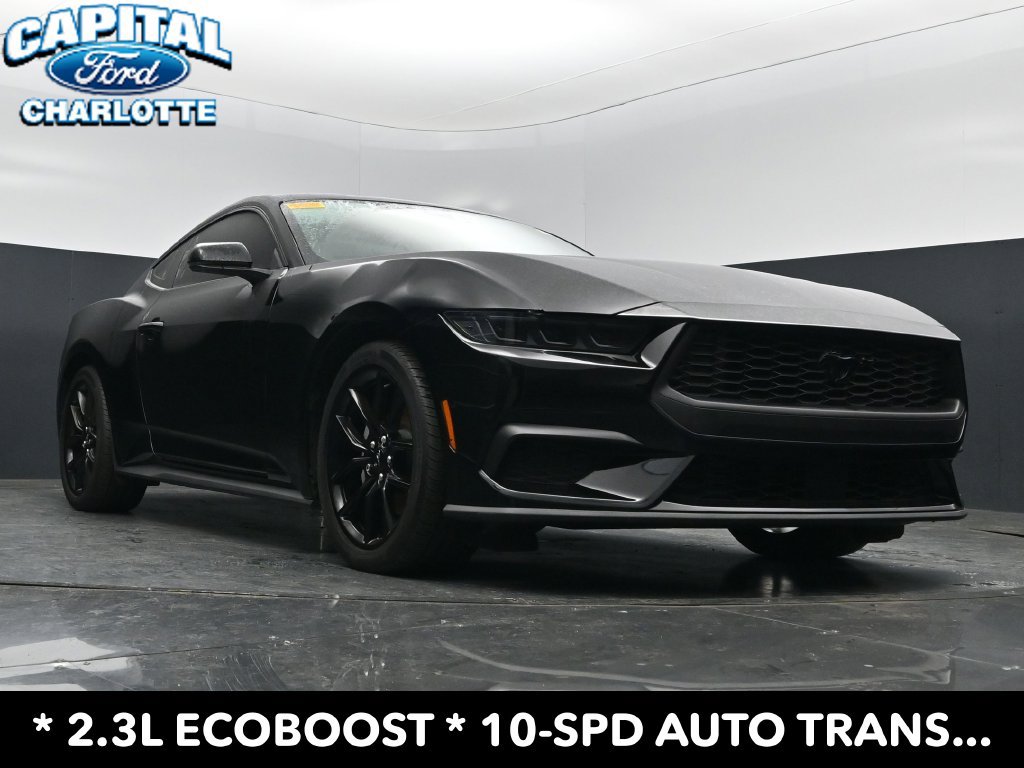 Used 2025 Ford Mustang Premium RWD image 17