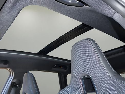 Used 2026 BMW X1 M35i w/ Technology Package image 27