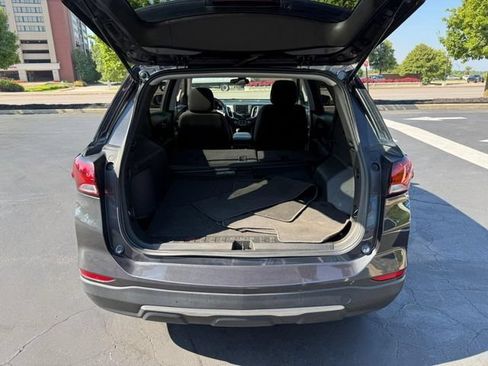 Used 2022 Chevrolet Equinox LT FWD image 6