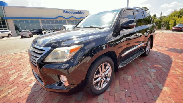 Used 2015 Lexus LX 570 4WD image 5
