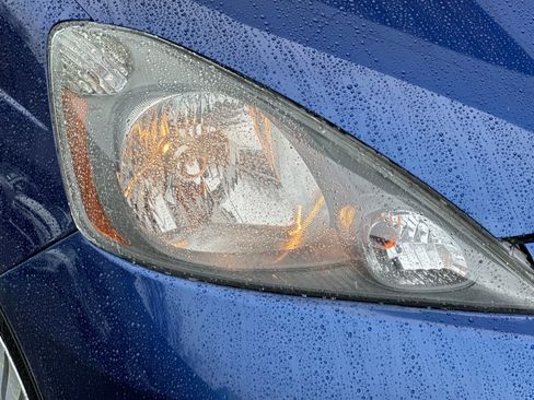 Used 2011 Honda Fit image 10