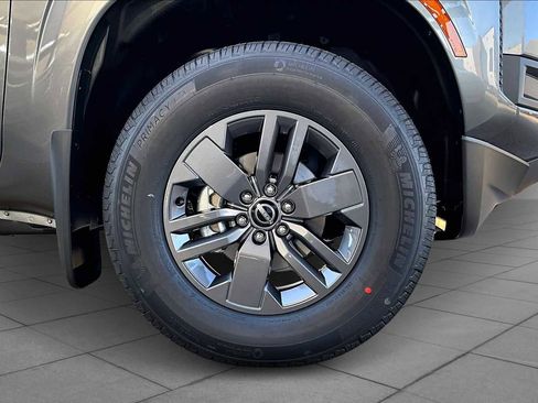 New 2026 Nissan Frontier SV image 12