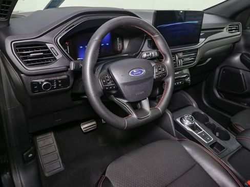 Used 2024 Ford Escape ST-Line w/ Tech Pack #1 AWD/4WD image 19