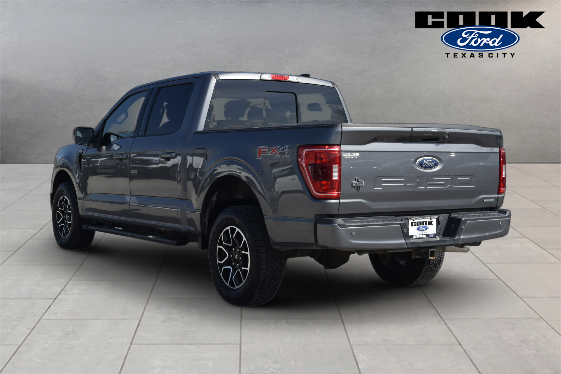 Used 2022 Ford F150 XLT w/ Equipment Group 302A High AWD/4WD image 4
