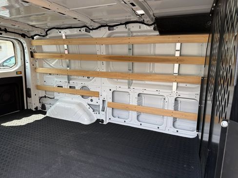 Used 2025 Ford Transit 250 Low Roof w/ Exterior Upgrade Package RWD image 18
