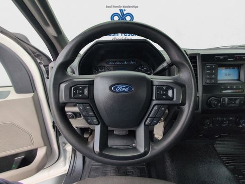 Used 2022 Ford F250 XL w/ Power Equipment Group image 15