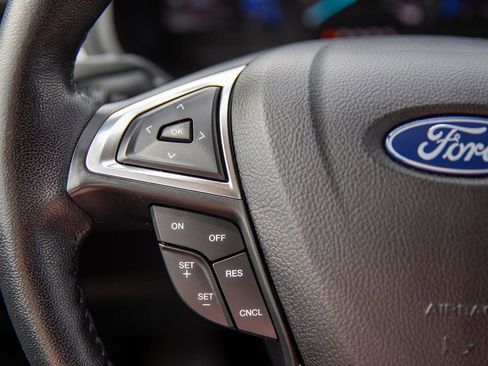 Used 2023 Ford Edge SEL AWD/4WD image 28