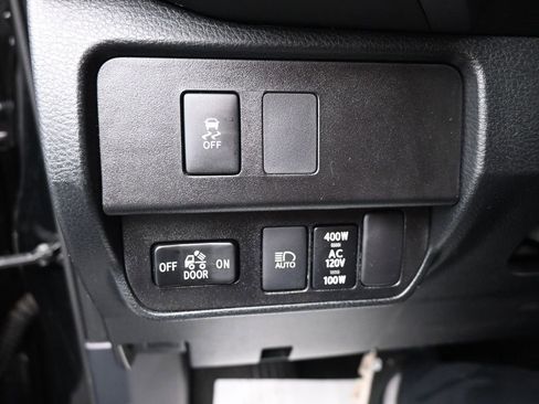 Used 2021 Toyota Tacoma TRD Off-Road image 20