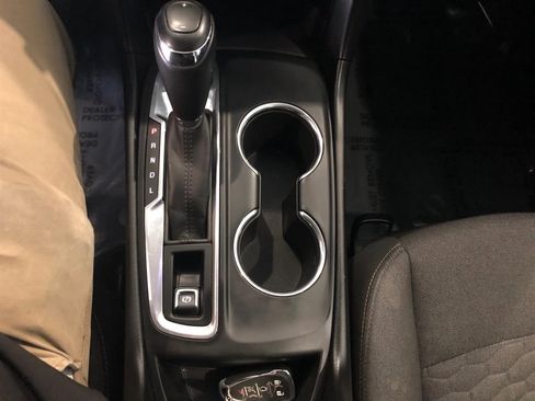 Used 2019 Chevrolet Equinox LT image 17