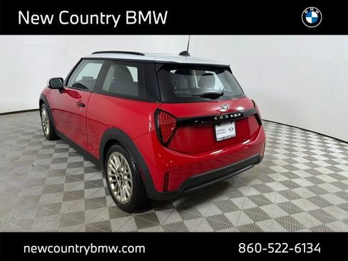 Certified 2025 MINI Cooper 2-Door Hardtop FWD image 5